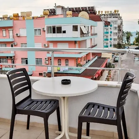 Kleopatra Icaria Apartmanhotel 3*