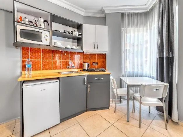 Kleopatra Icaria 公寓式酒店 3*