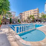 Hotel apartamentowy Kleopatra Icaria