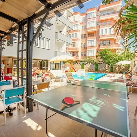 Kleopatra Icaria Алания