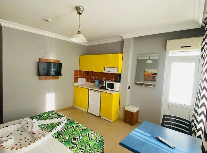 Kleopatra Icaria Apartahotel 3*