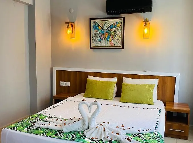 Kleopatra Icaria Апарт-готель 3*