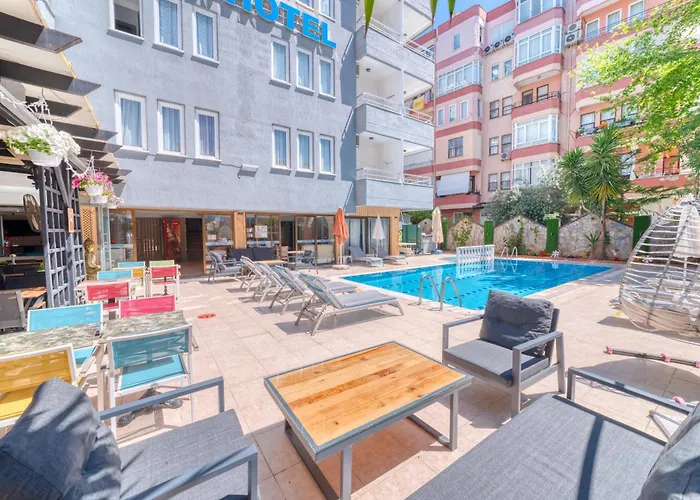 Apartahotel Kleopatra Icaria 3*