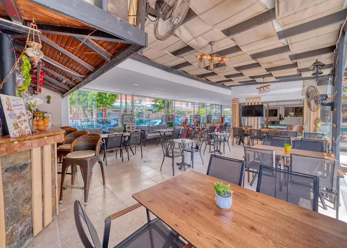 Kleopatra Icaria Ξενοδοχείο με διαμερίσματα Αλάνια